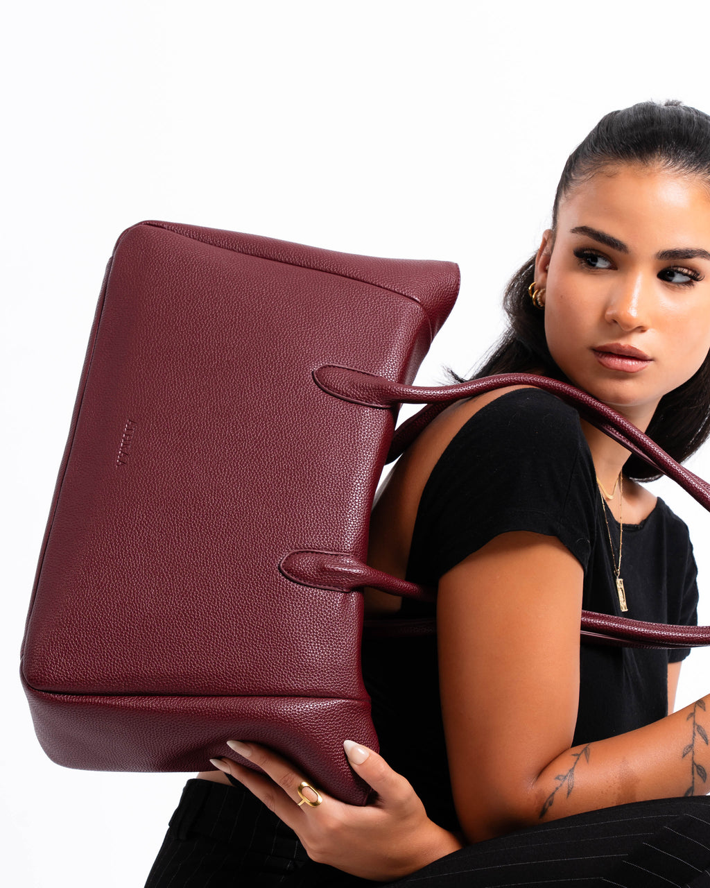 Liora Tote Burgundy