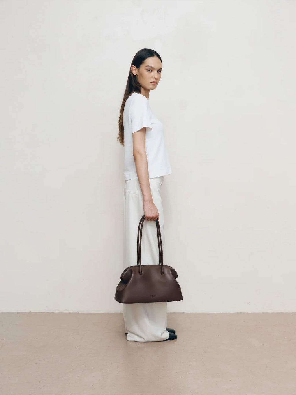 AUVRA DARK BROWN